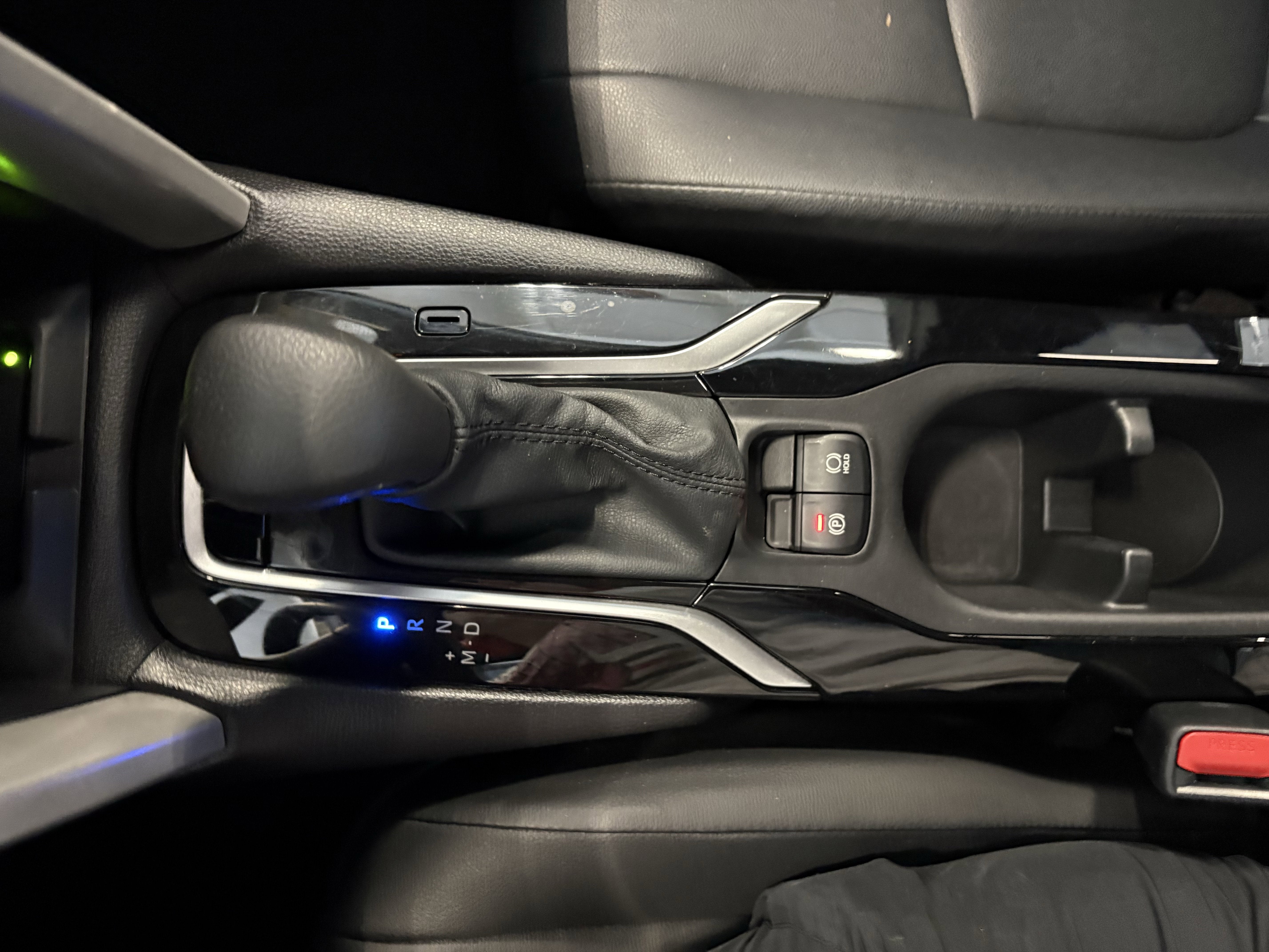 2025 Toyota Corolla Cross XLE AWD