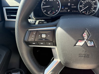 2024 Mitsubishi Outlander SE FWD