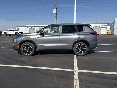 2024 Mitsubishi Outlander SE FWD