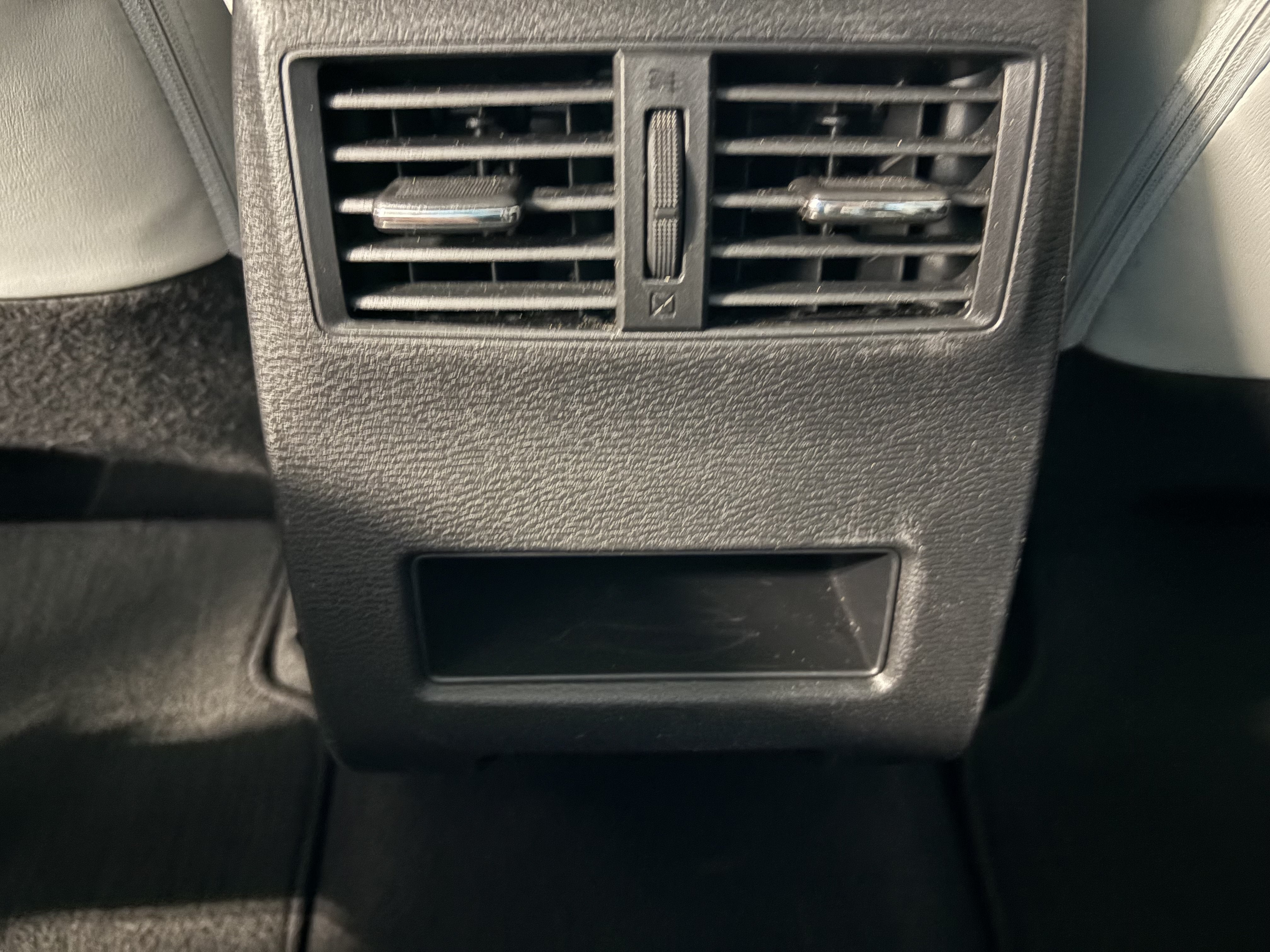 2025 Mitsubishi Outlander SE FWD