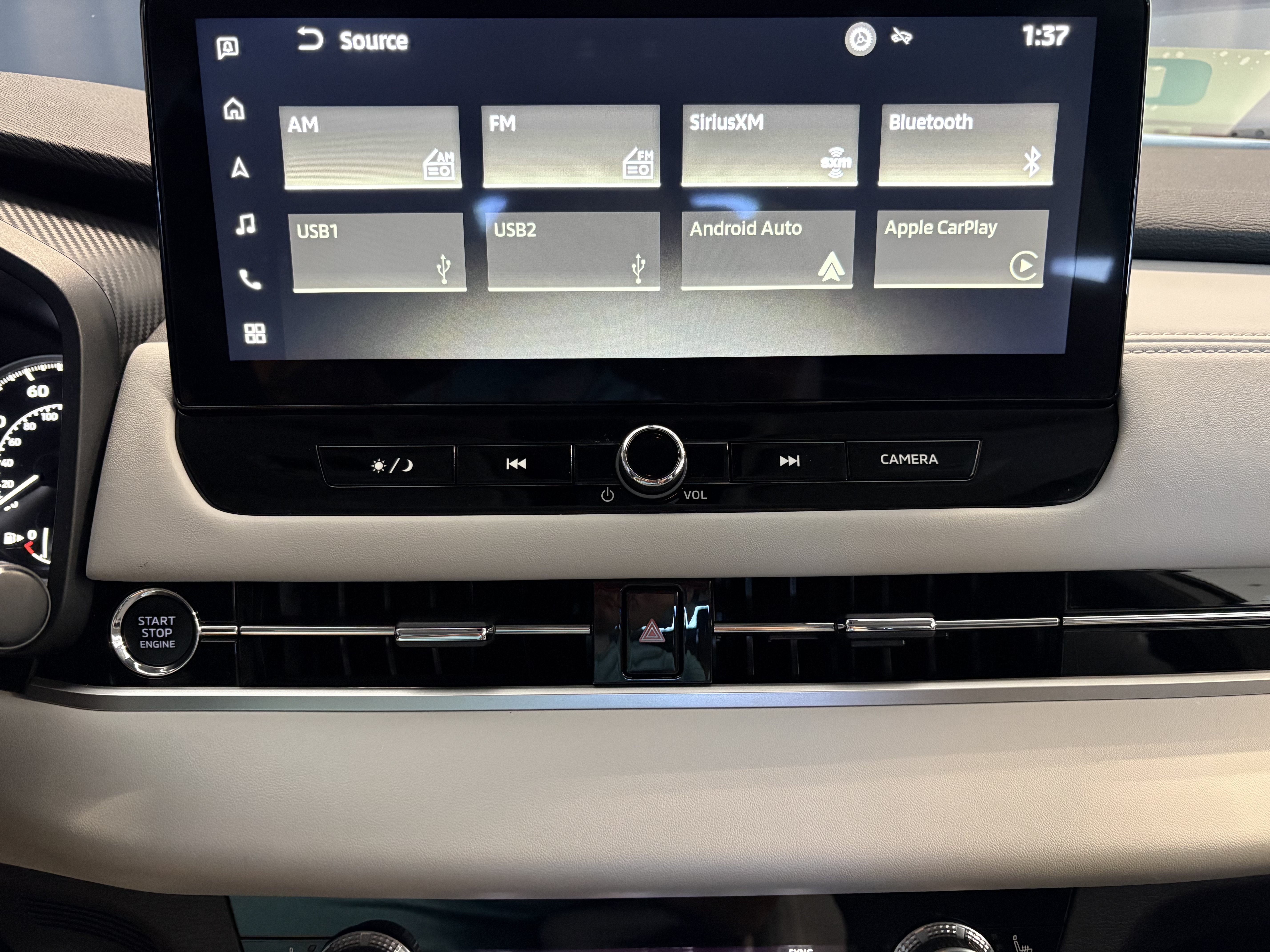 2025 Mitsubishi Outlander SE FWD