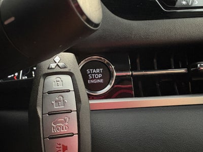 2025 Mitsubishi Outlander SE AWD