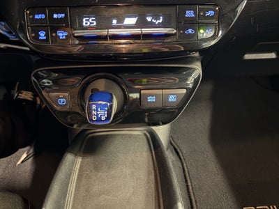 2019 Toyota Prius L Eco FWD