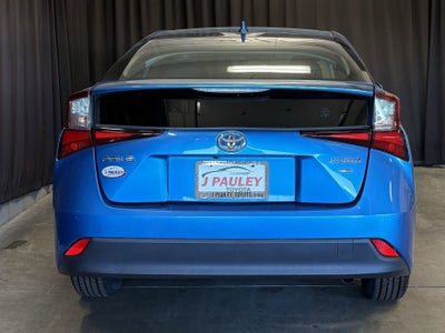 2019 Toyota Prius L Eco FWD