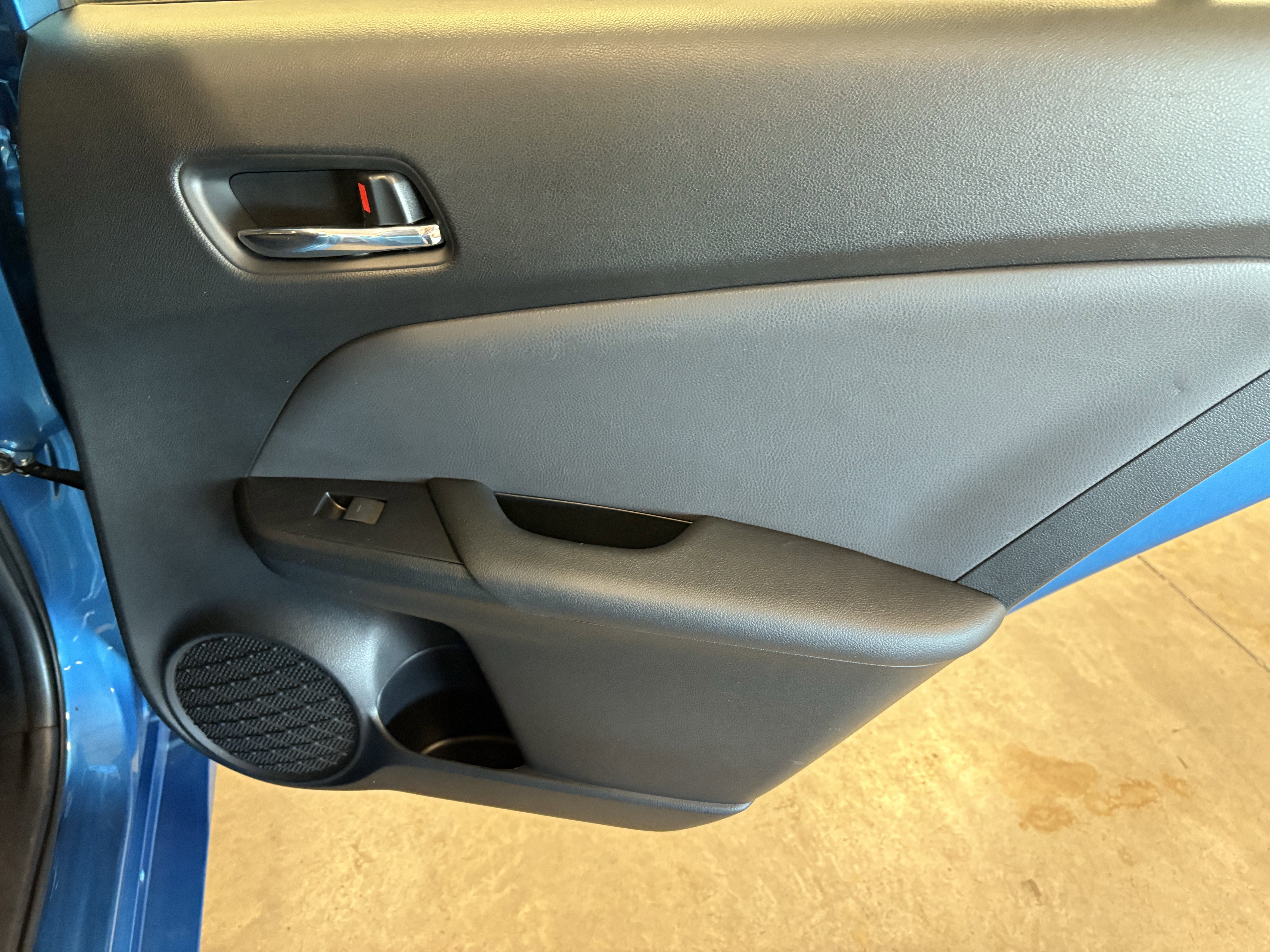 2019 Toyota Prius L Eco FWD