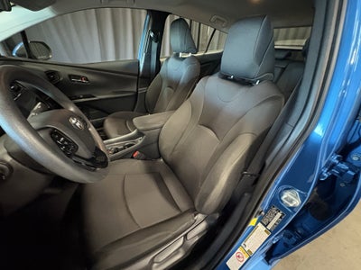 2019 Toyota Prius L Eco FWD