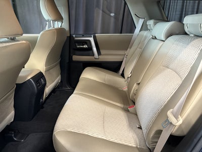 2020 Toyota 4Runner SR5 4WD