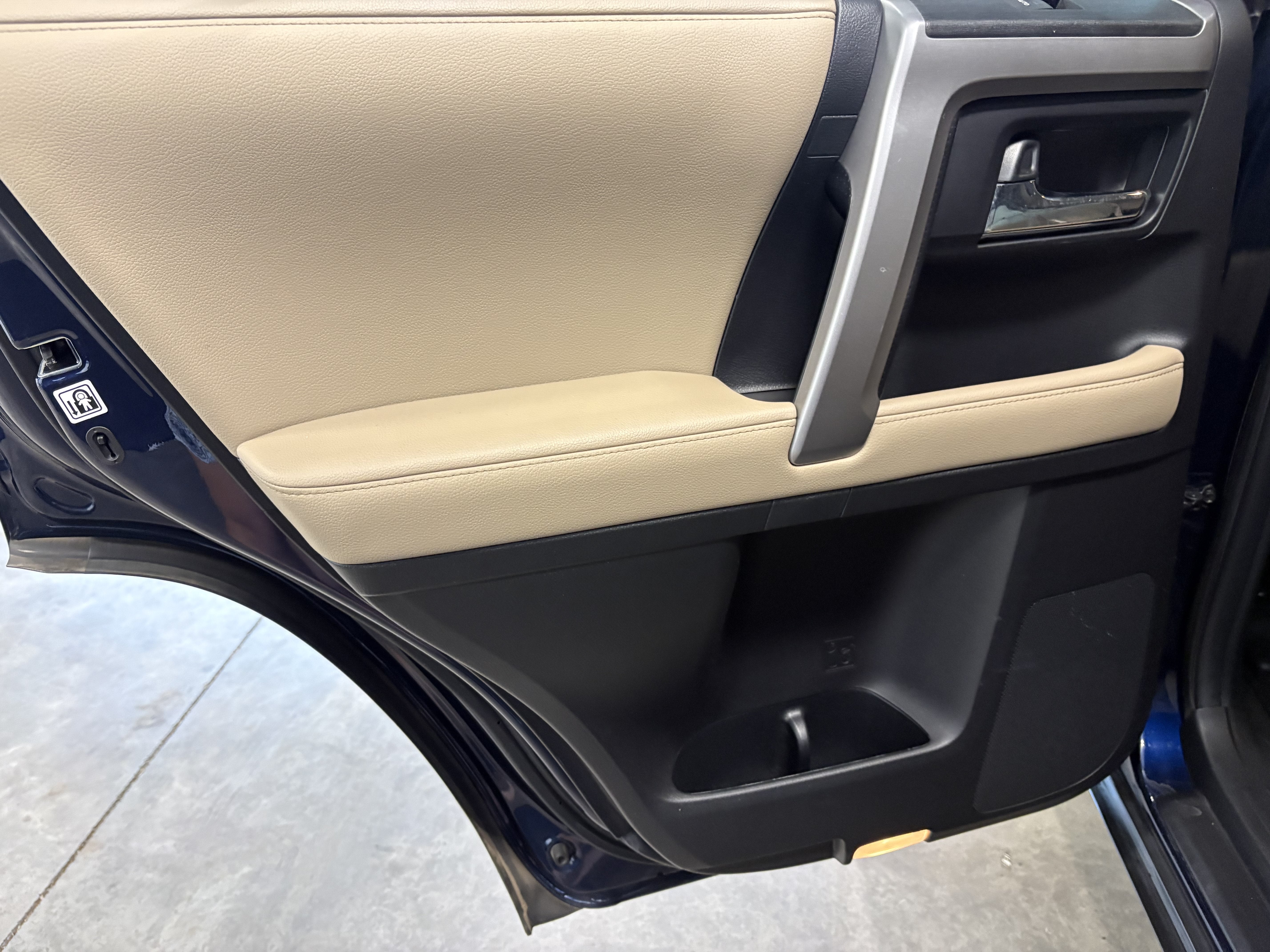 2020 Toyota 4Runner SR5 4WD
