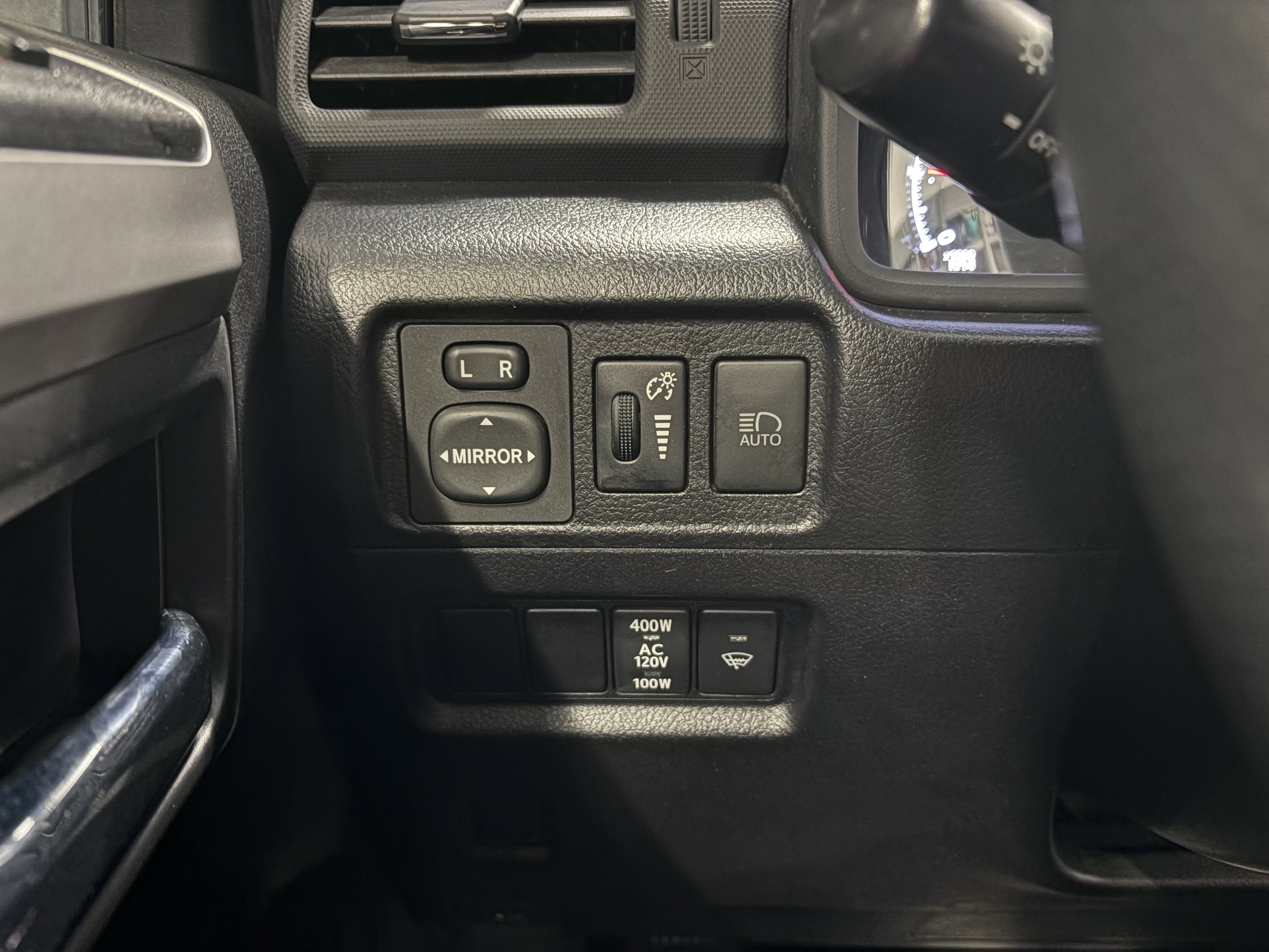 2023 Toyota 4Runner SR5 RWD