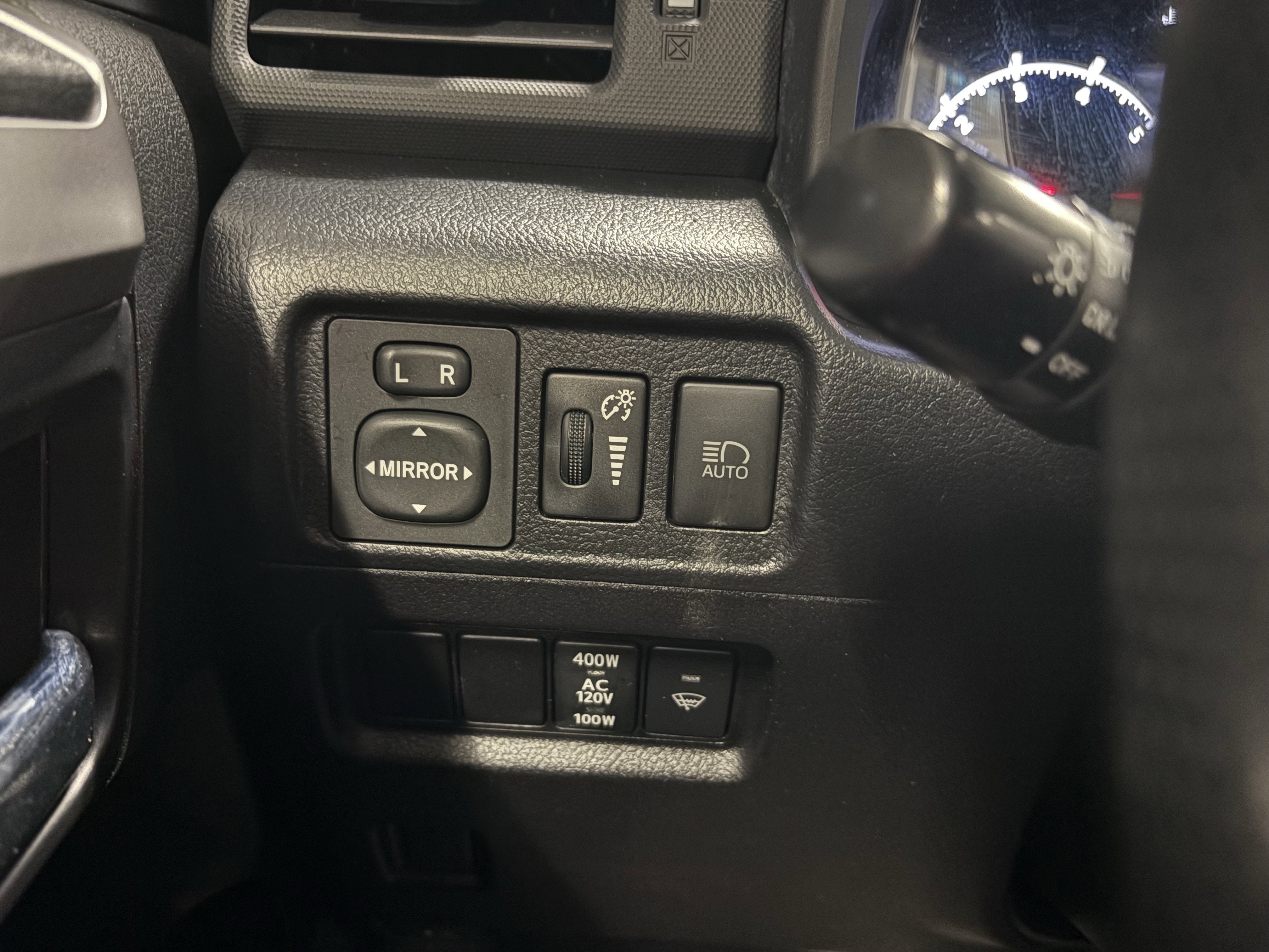 2023 Toyota 4Runner SR5 Premium RWD