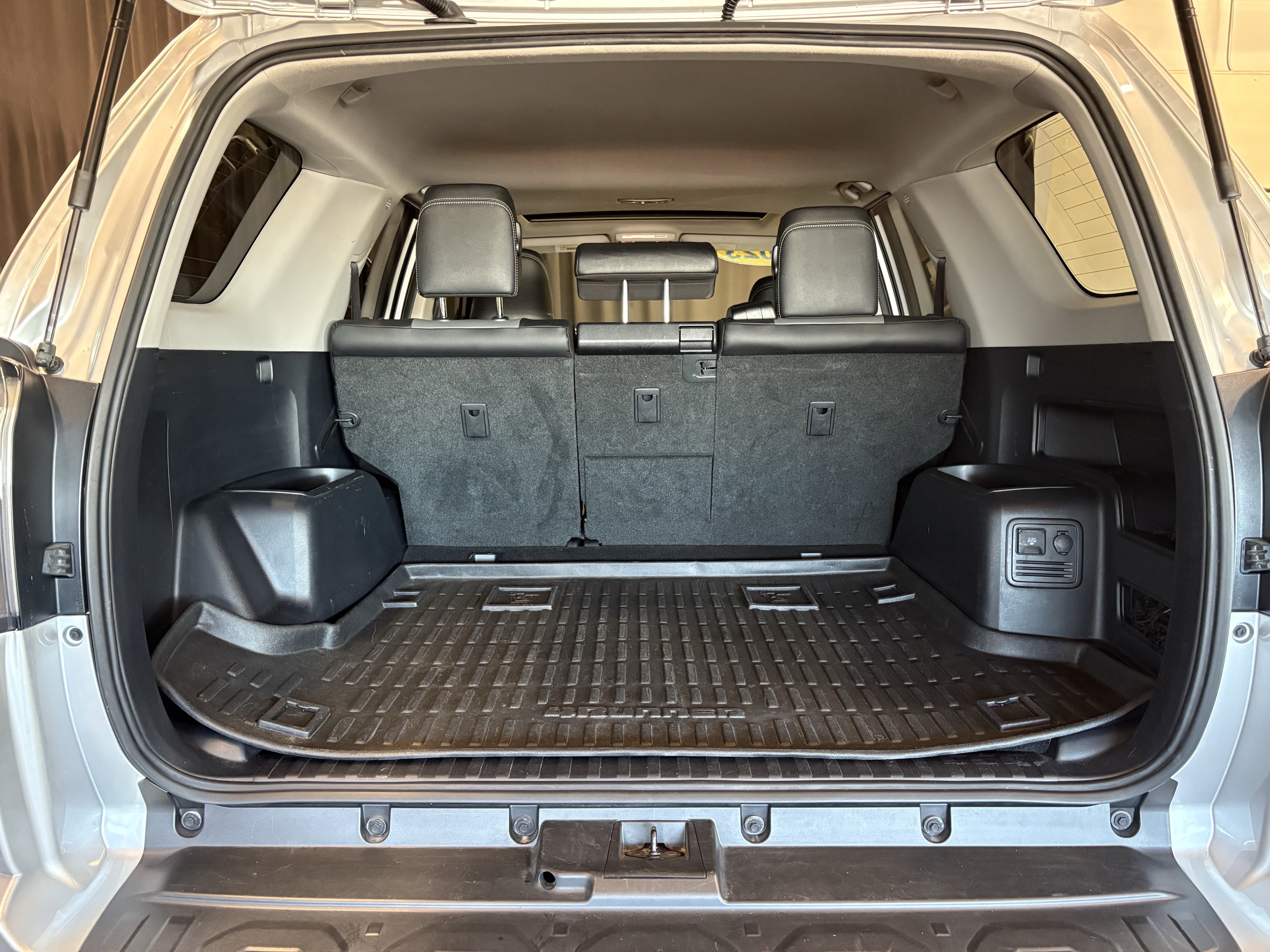 2023 Toyota 4Runner SR5 Premium RWD