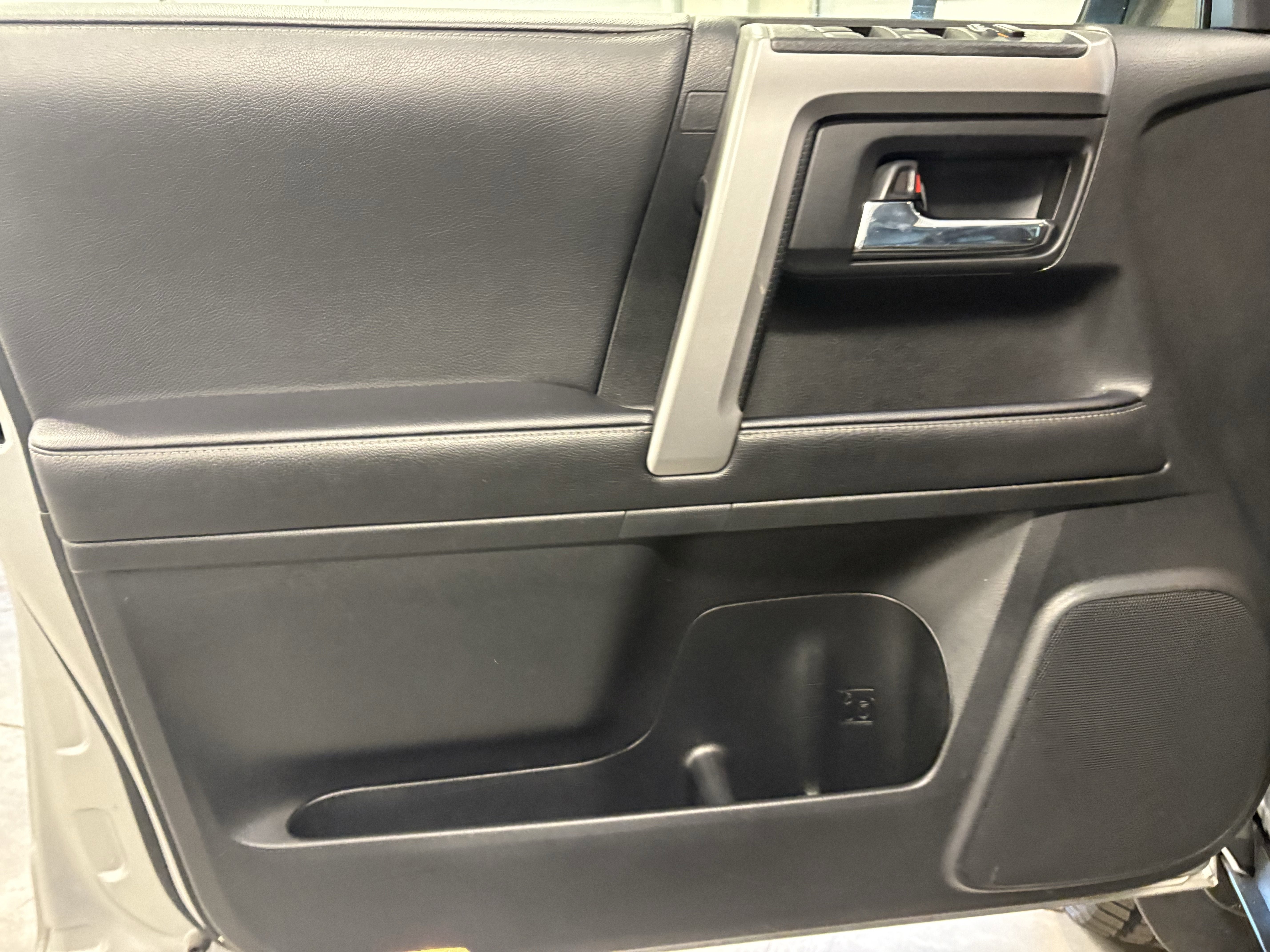 2023 Toyota 4Runner SR5 Premium RWD