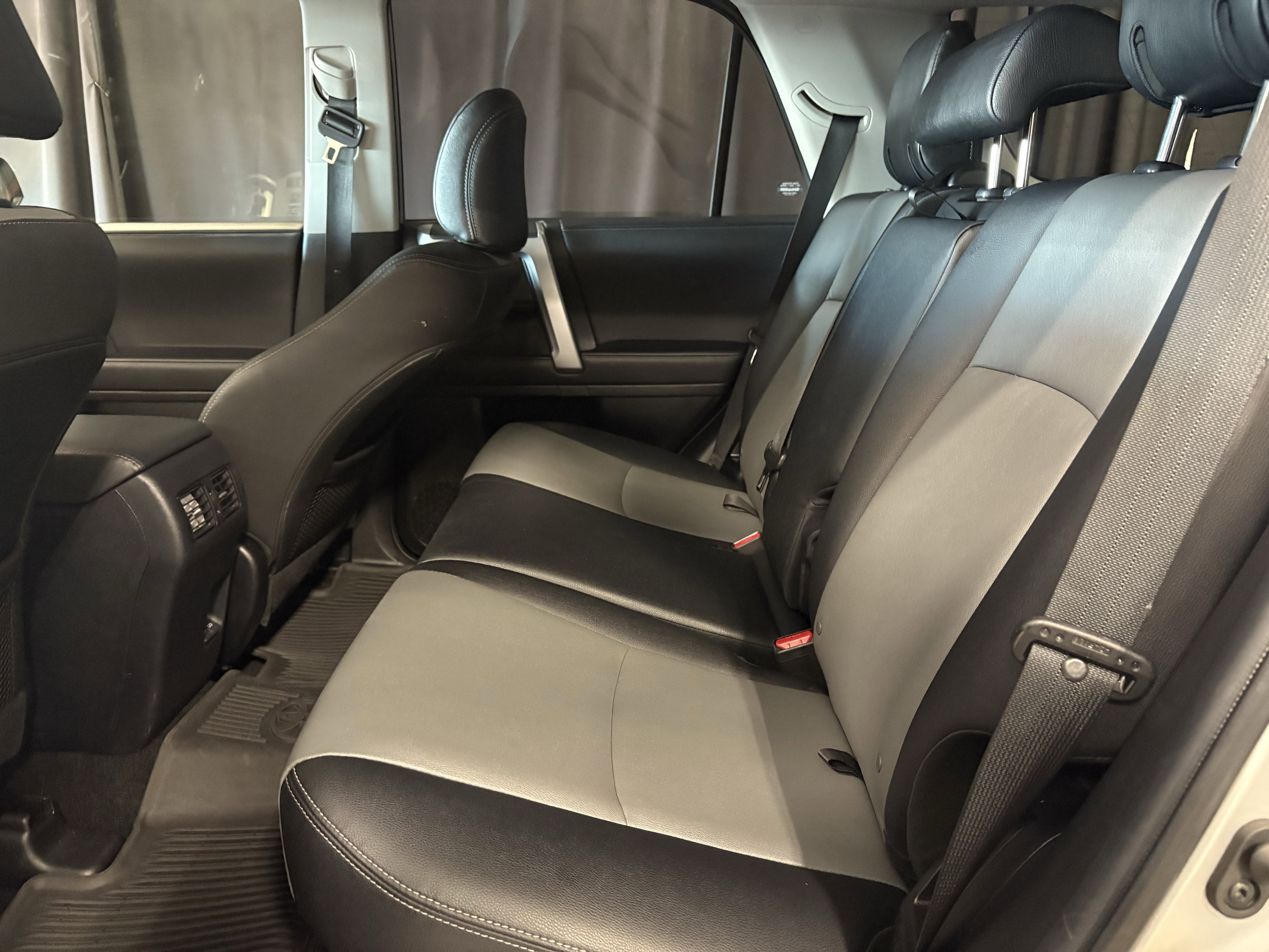 2023 Toyota 4Runner SR5 Premium RWD