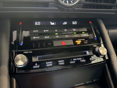 2025 Lexus IS IS 350 F SPORT Design RWD