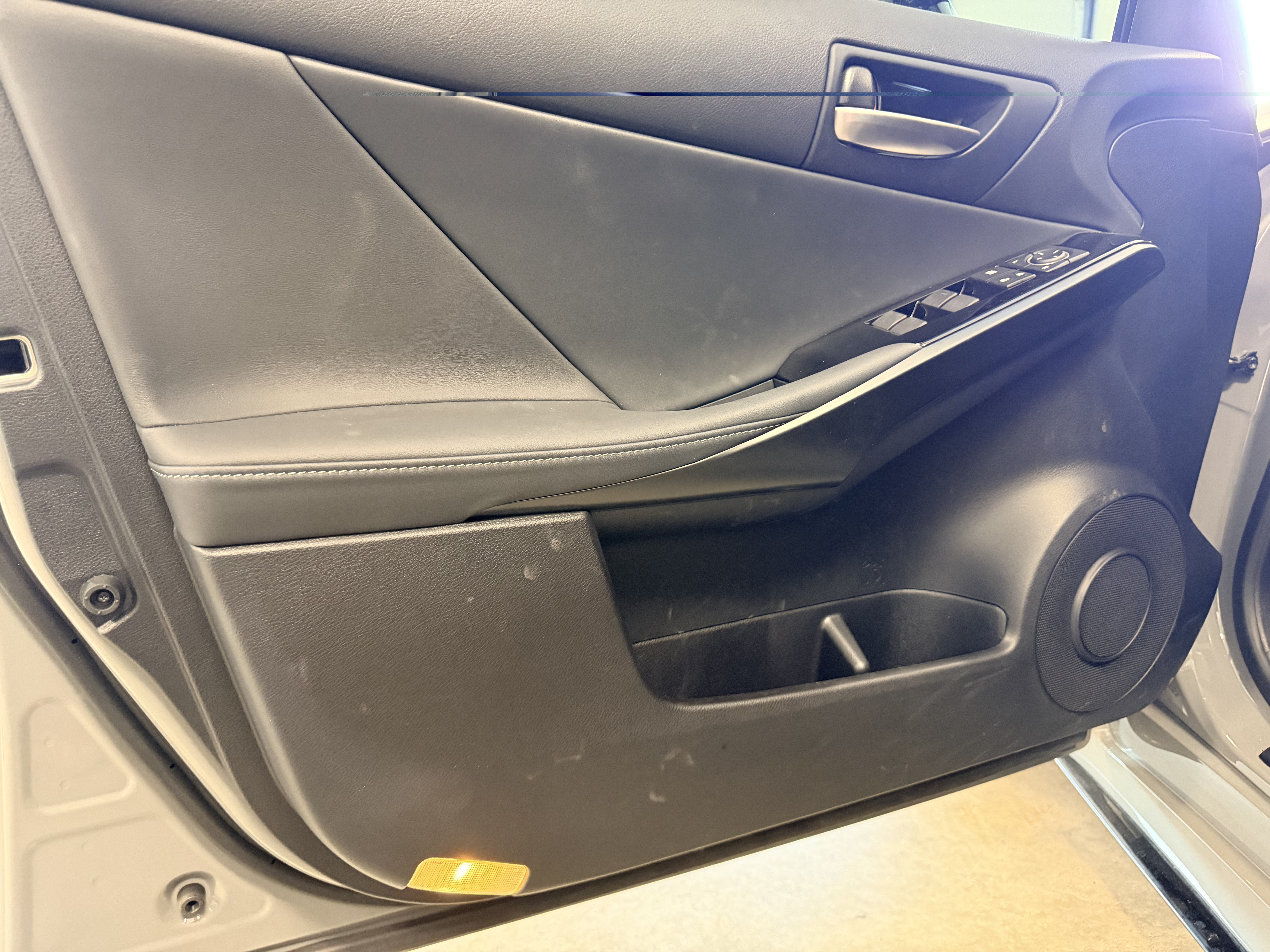 2025 Lexus IS IS 350 F SPORT Design RWD
