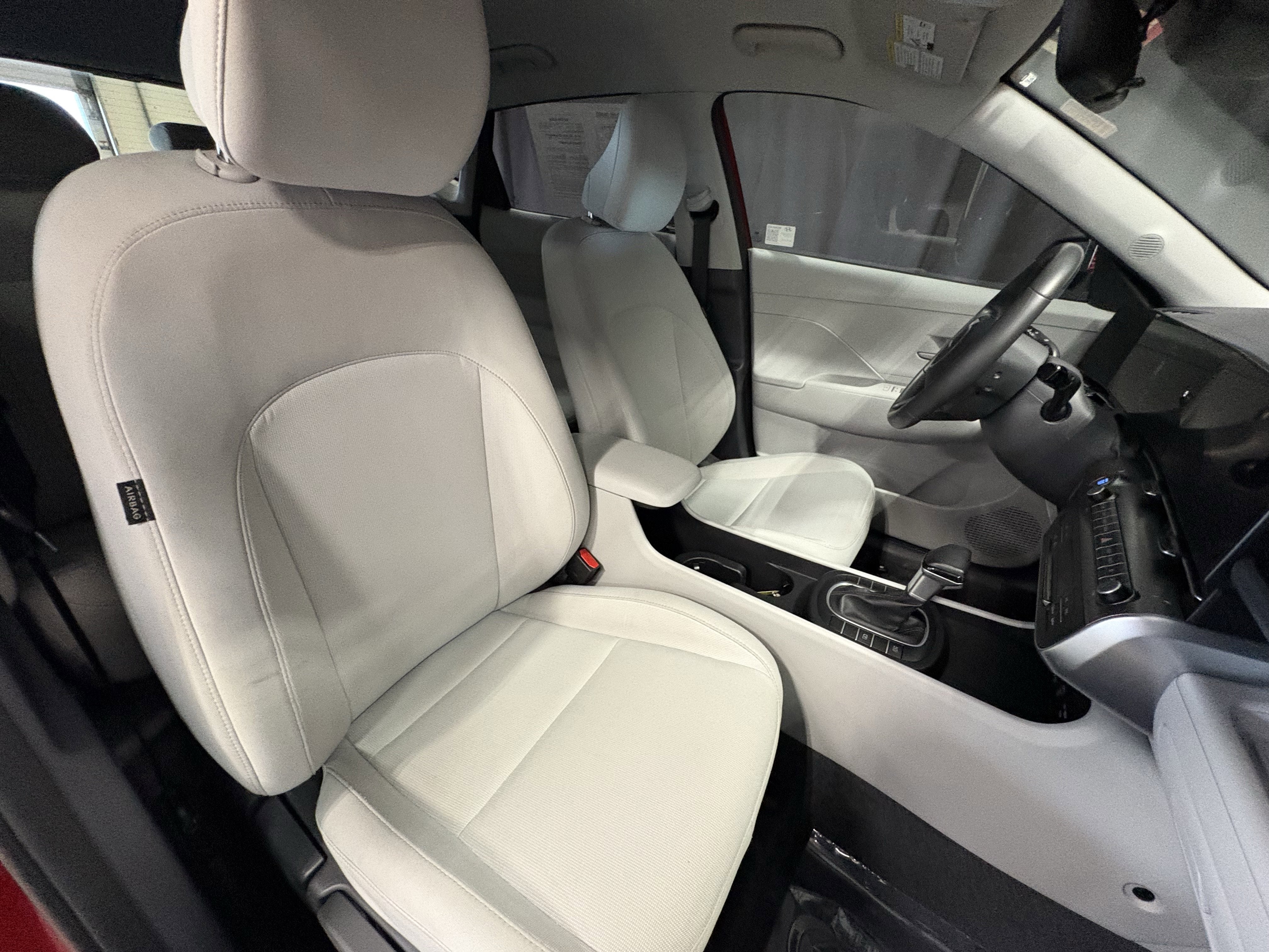 2025 Hyundai Kona SEL FWD