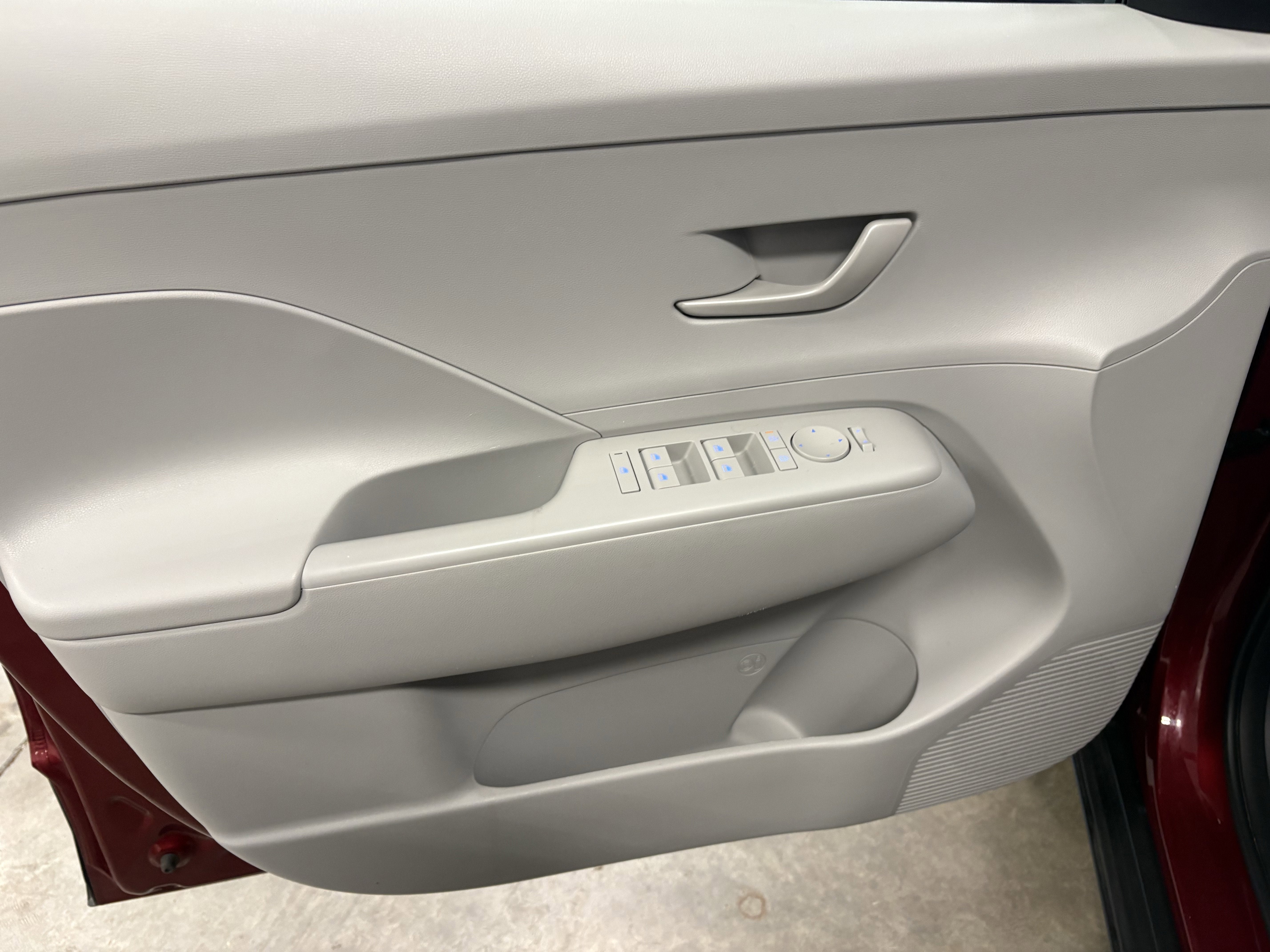 2025 Hyundai Kona SEL FWD