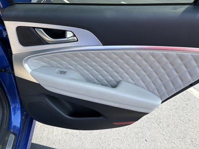 2022 Genesis G70 3.3T RWD