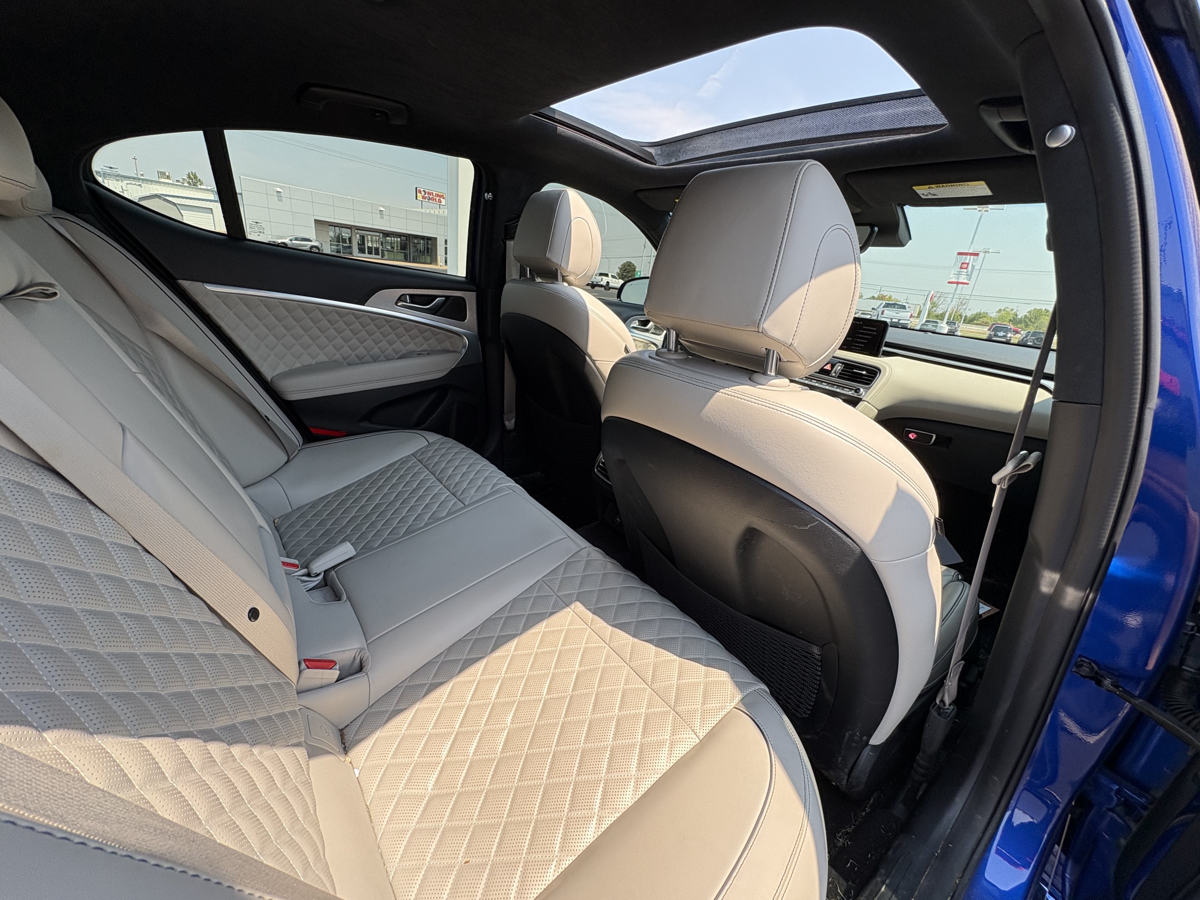 2022 Genesis G70 3.3T RWD