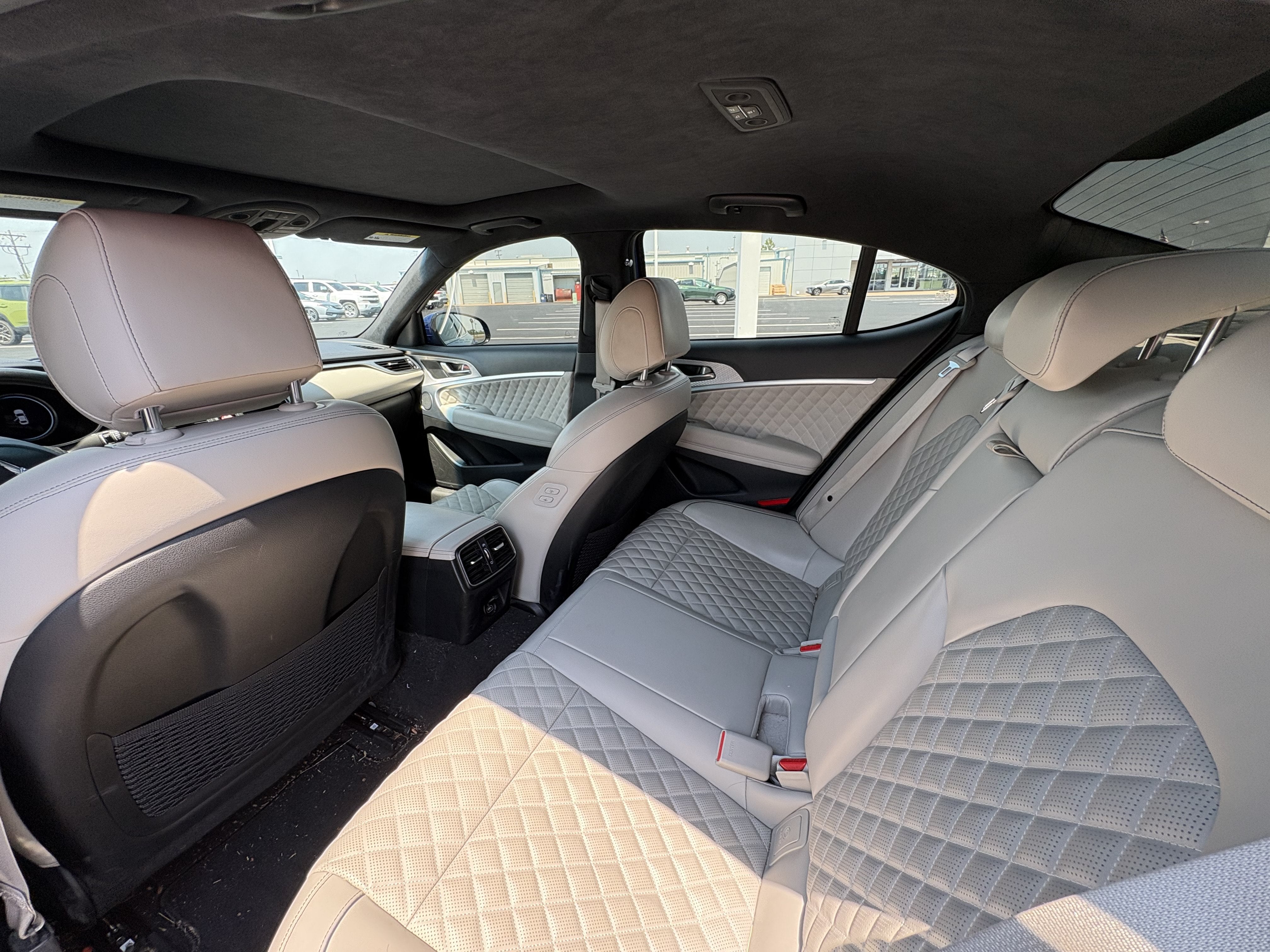 2022 Genesis G70 3.3T RWD