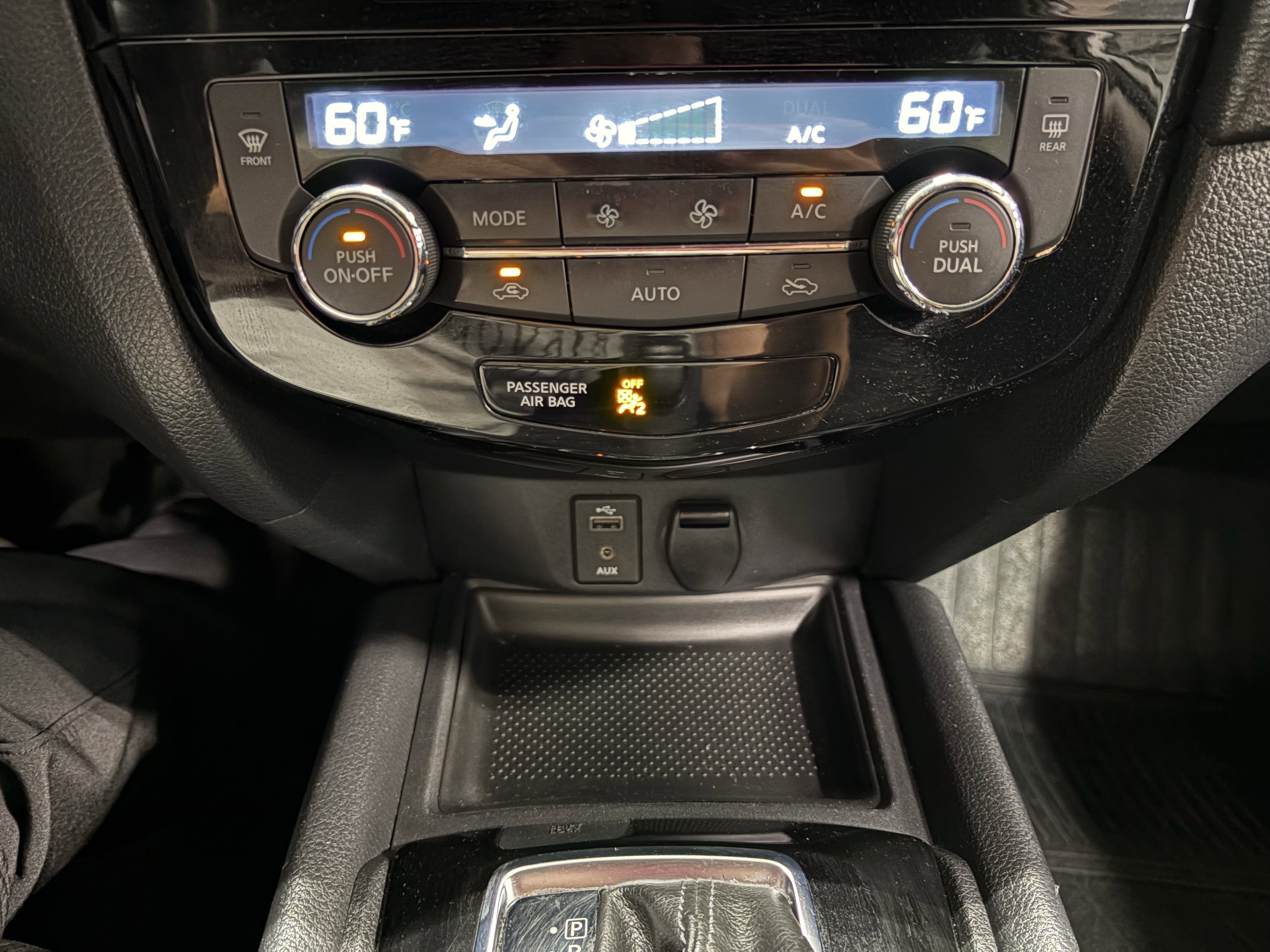 2017 Nissan Rogue SV FWD