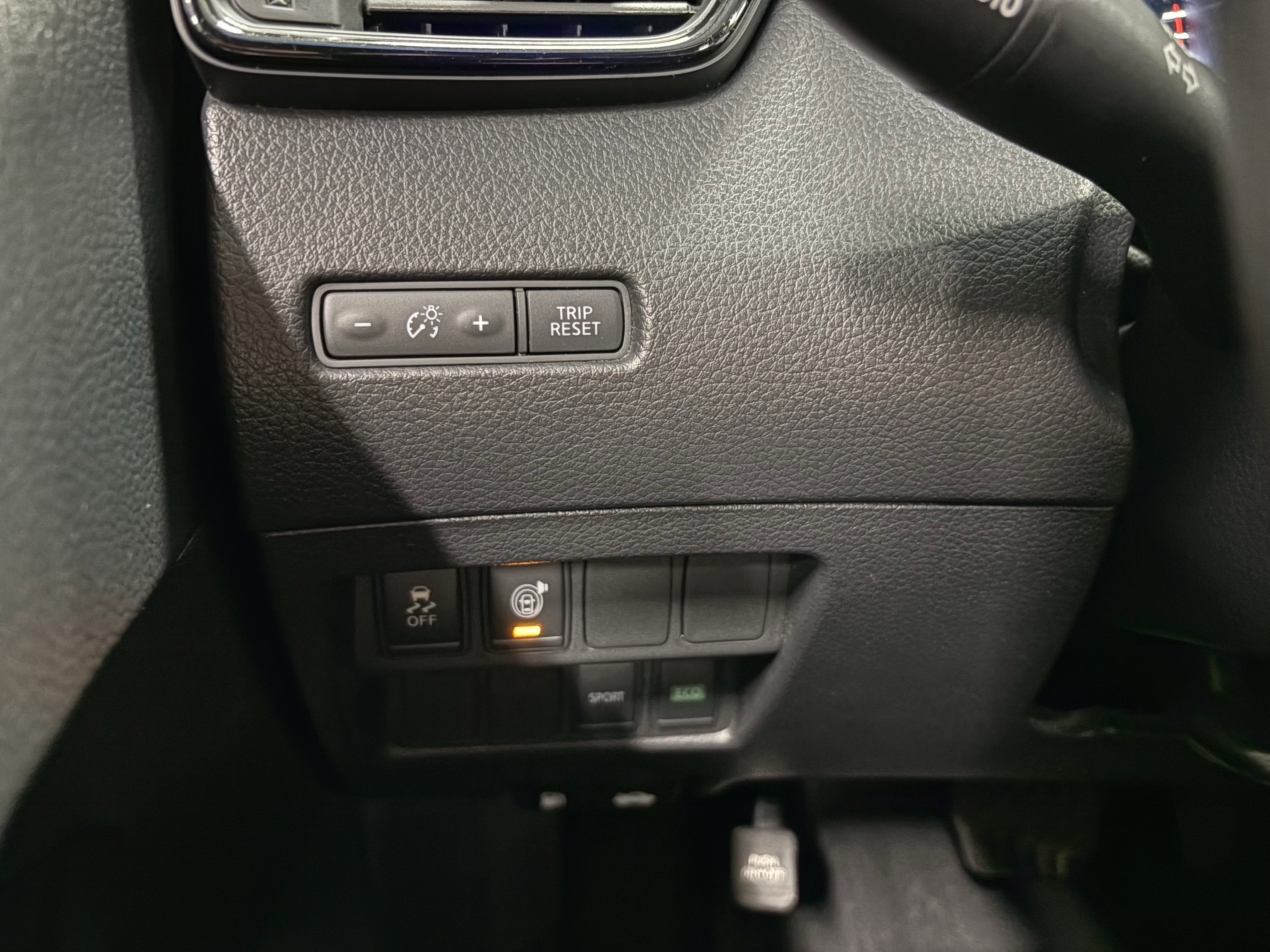 2017 Nissan Rogue SV FWD