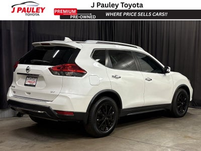 2017 Nissan Rogue SV FWD