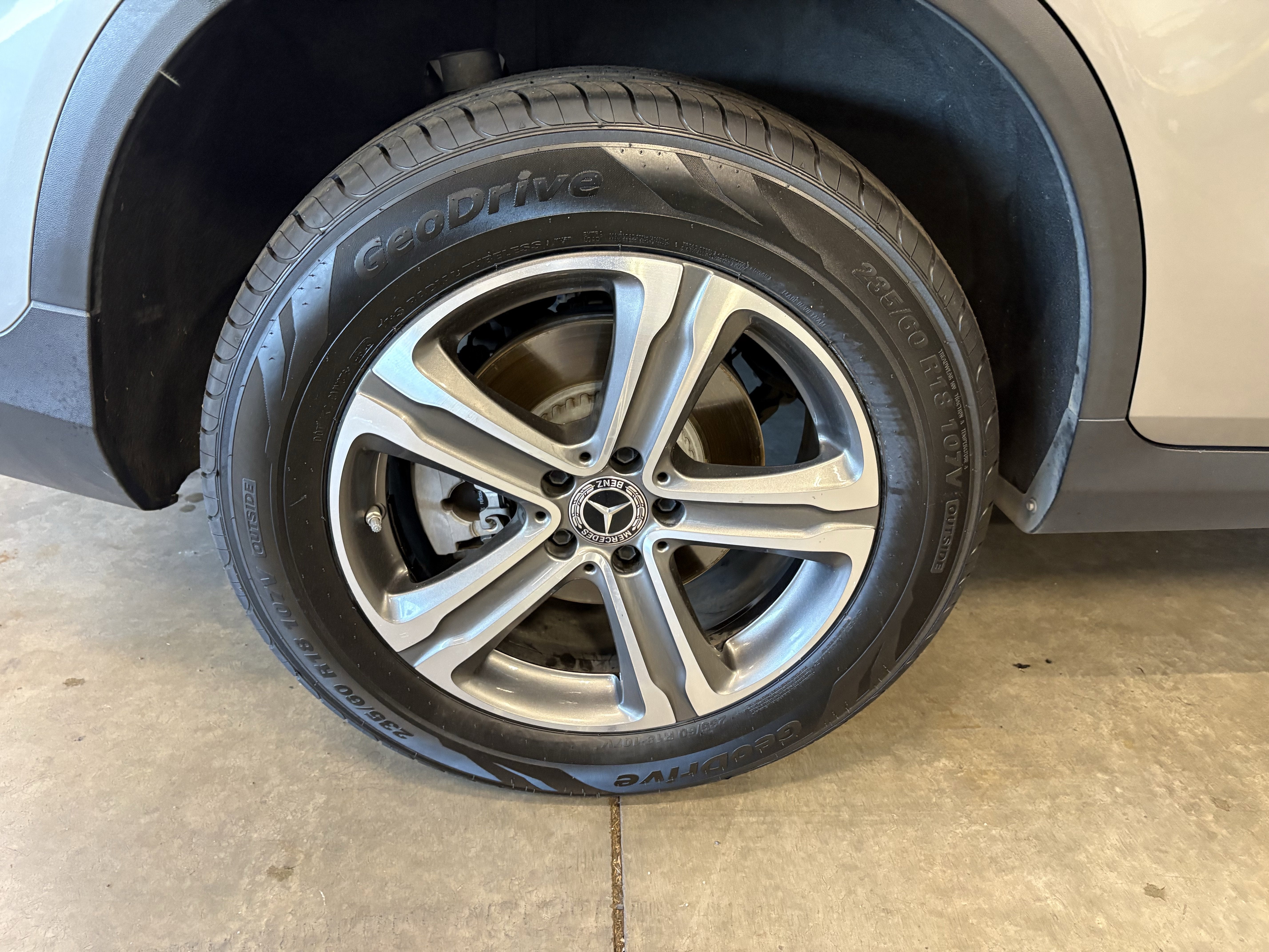 2021 Mercedes-Benz GLC GLC 300 AWD