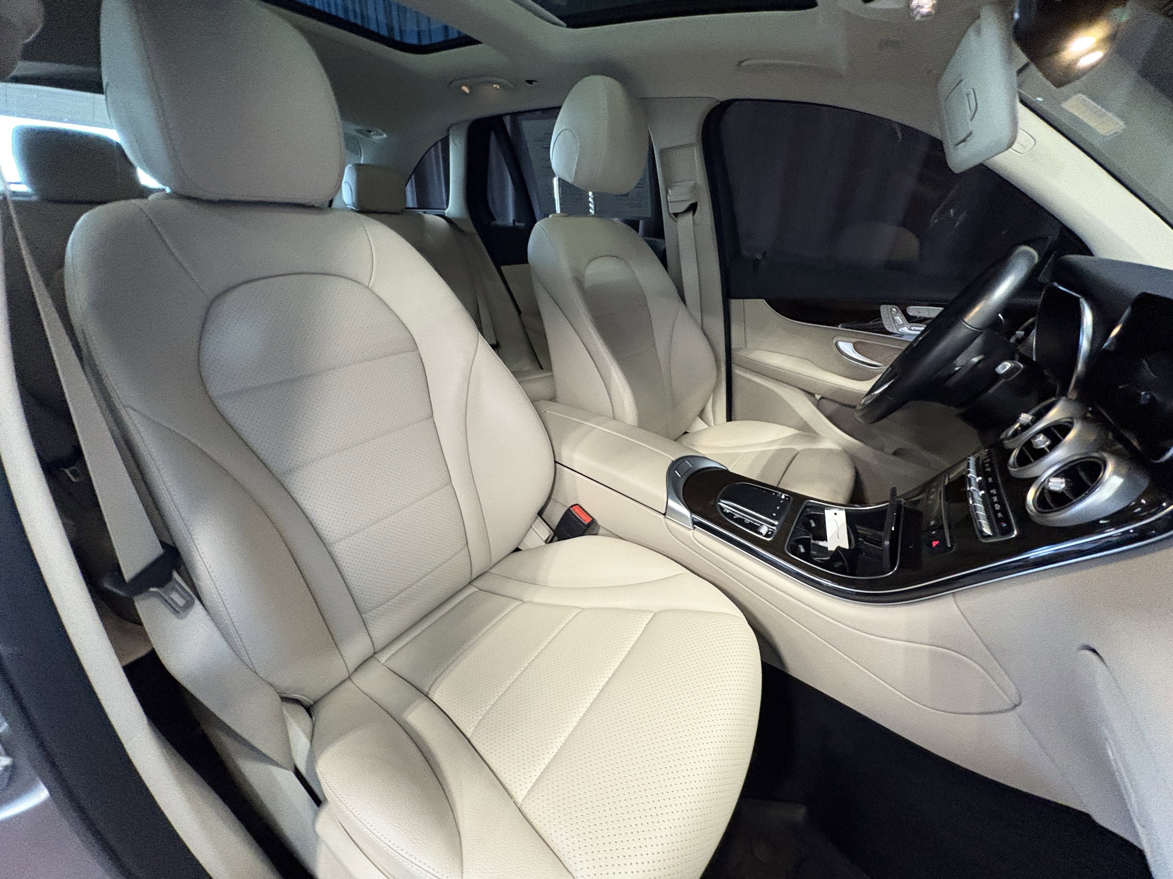2021 Mercedes-Benz GLC GLC 300 AWD